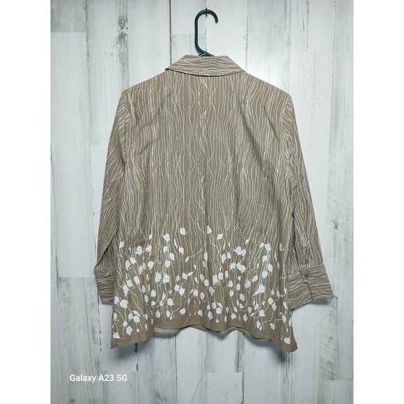 COLDWATER CREEK  Tan Blouse w/ White Hanging Vines / Flowers  Large 14-16 - Picture 5 of 7